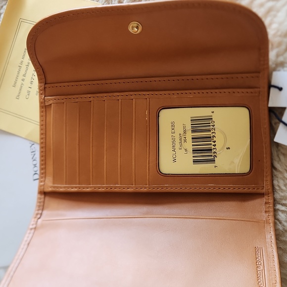 NWT IOB Dooney & Bourke Peach Leather Tri-Fold Flap Long Wallet 🧡🍑 - Picture 11 of 16